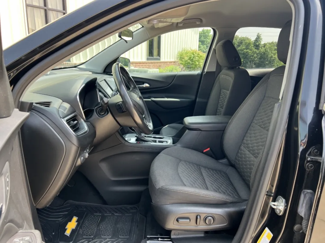 2020 Chevrolet Equinox - 2GNAXTEV6L6189021 - Image #16