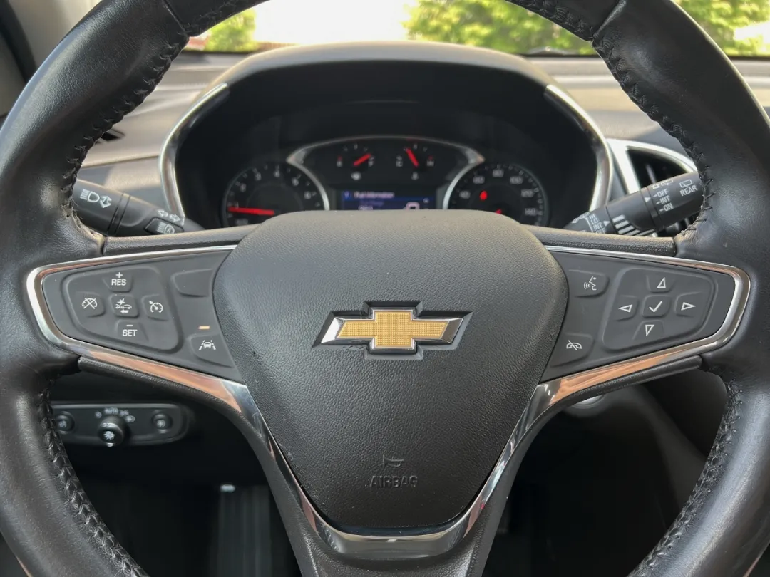 2020 Chevrolet Equinox - 2GNAXTEV6L6189021 - Image #25