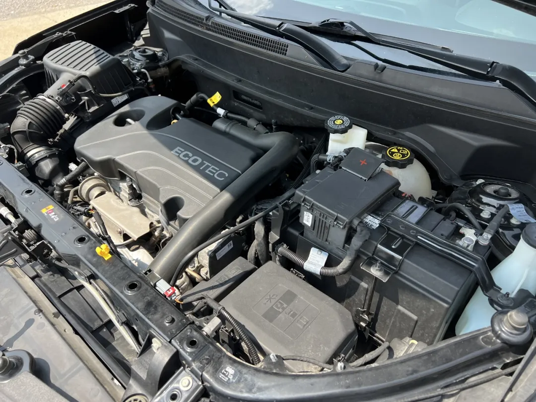 2020 Chevrolet Equinox - 2GNAXTEV6L6189021 - Image #38