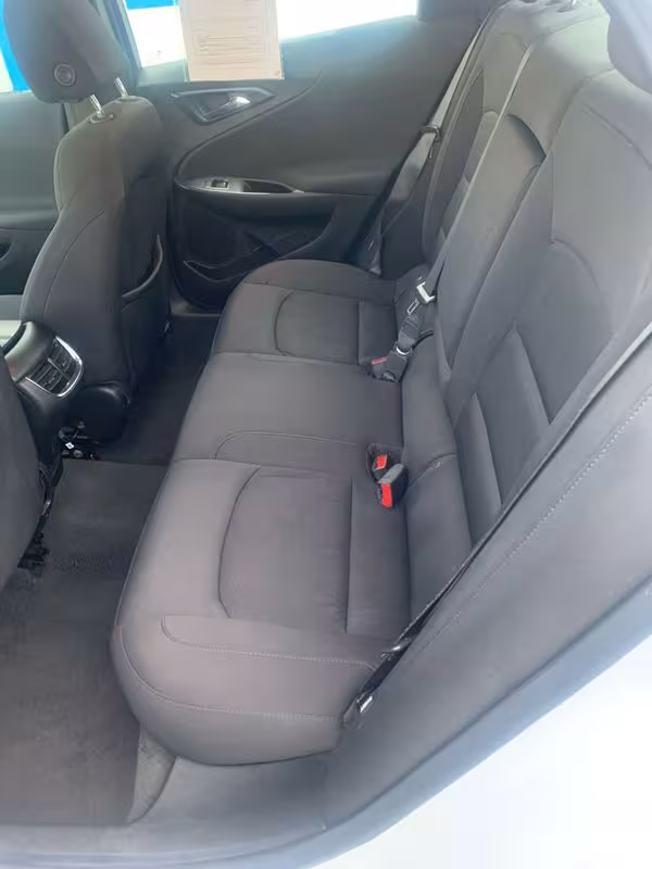 2020 Chevrolet Malibu - 1G1ZD5ST3LF058324 - Image #5