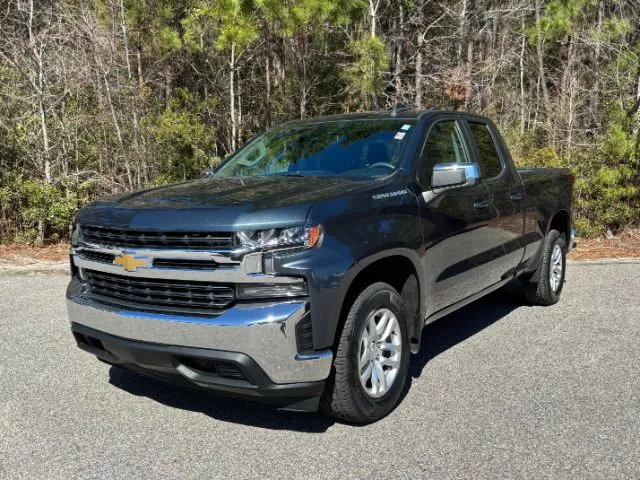 2020 Chevrolet Silverado 1500 - 1GCRWCED3LZ162692 - Image #1
