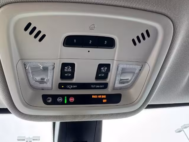 2020 Chevrolet Traverse - 1GNEVHKW8LJ121808 - Image #18