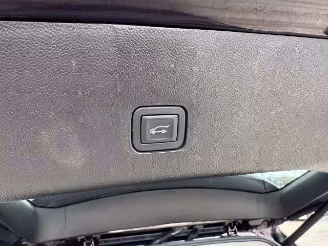 2020 Chevrolet Traverse - 1GNEVHKW8LJ121808 - Image #22
