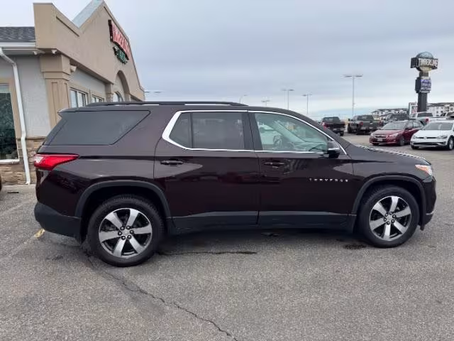 2020 Chevrolet Traverse - 1GNEVHKW8LJ121808 - Image #3