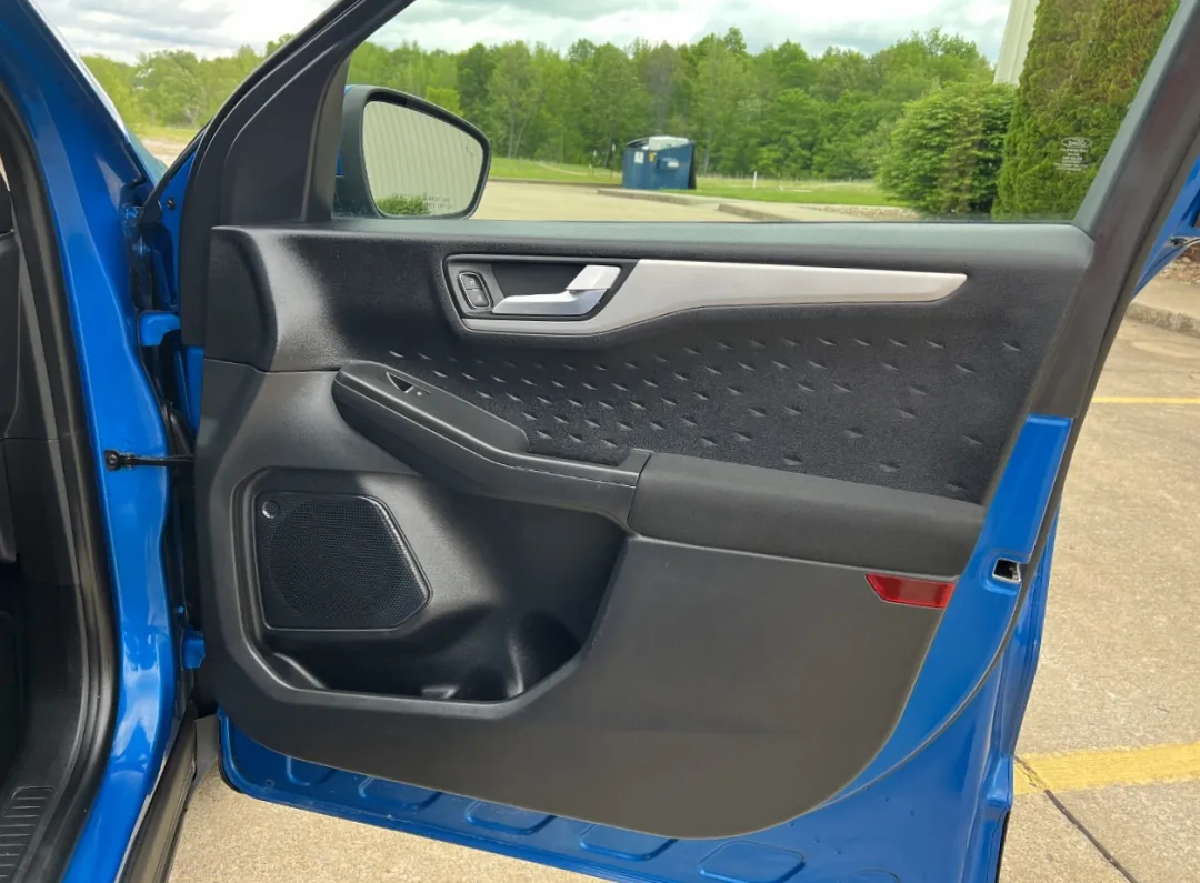 2020 Ford Escape - 1FMCU0G64LUB67479 - Image #16