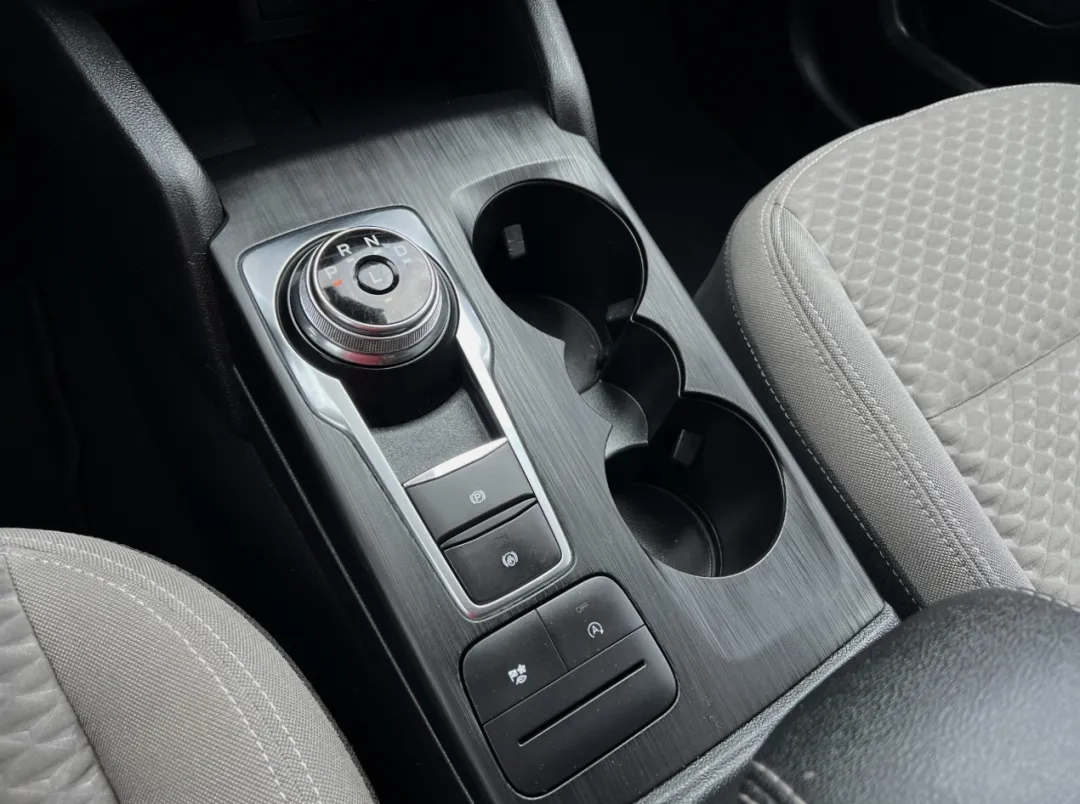 2020 Ford Escape - 1FMCU0G64LUB67479 - Image #24