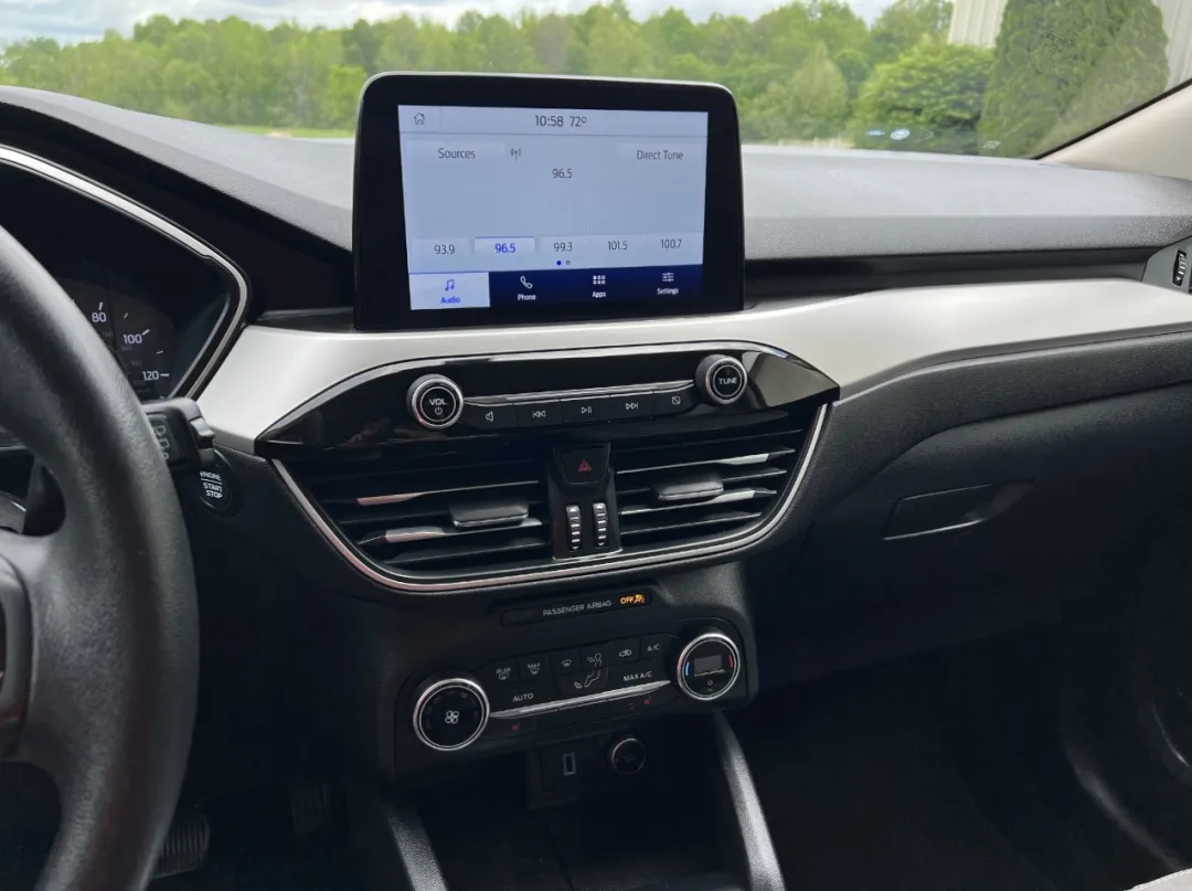 2020 Ford Escape - 1FMCU0G64LUB67479 - Image #25