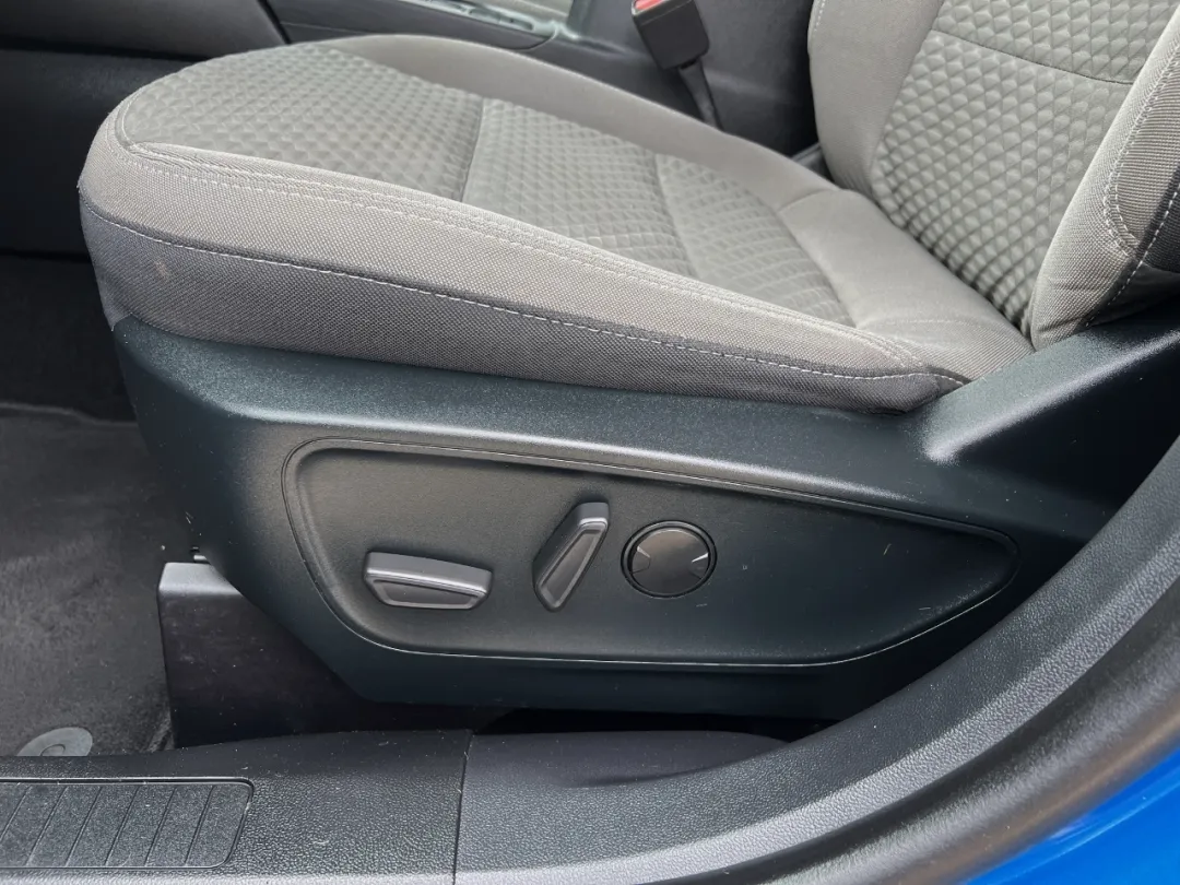 2020 Ford Escape - 1FMCU0G64LUB67479 - Image #6