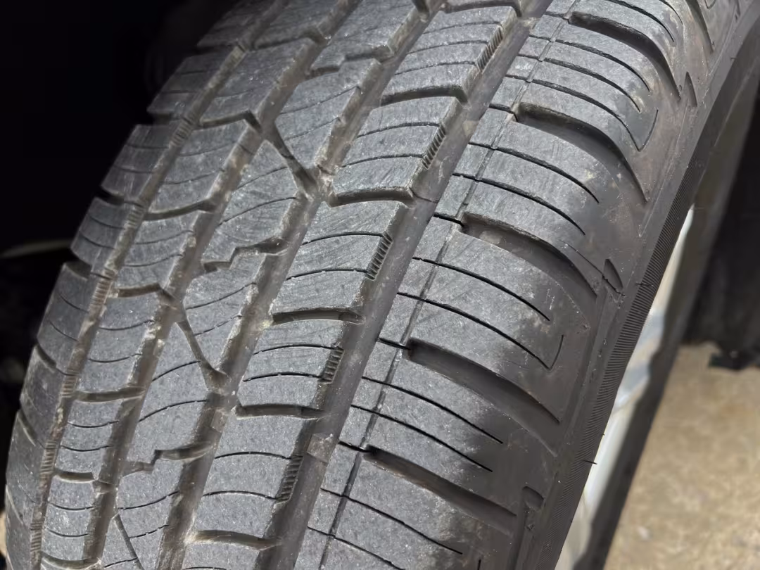 2020 Ford Explorer - 1FMSK7DHXLGA62184 - Image #39