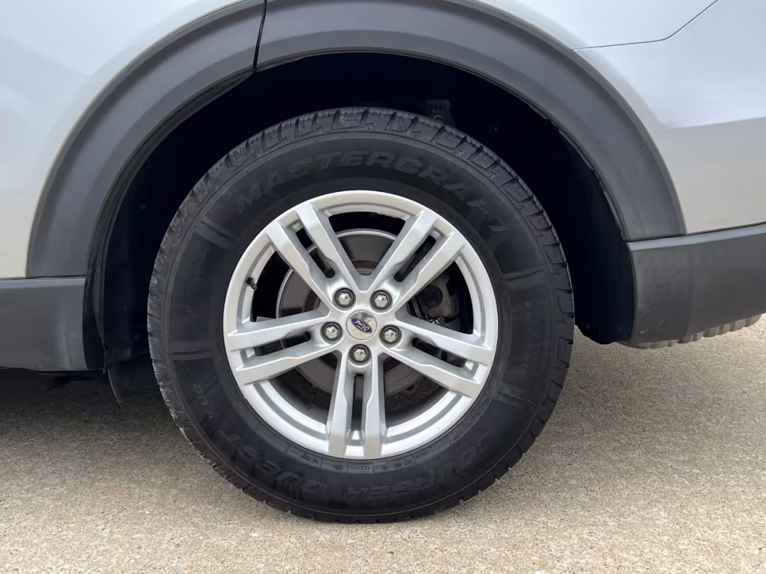 2020 Ford Explorer - 1FMSK7DHXLGA62184 - Image #40