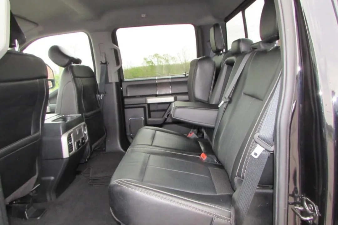 2020 Ford F-350SD - 1FT8W3BN1LEC61799 - Image #33