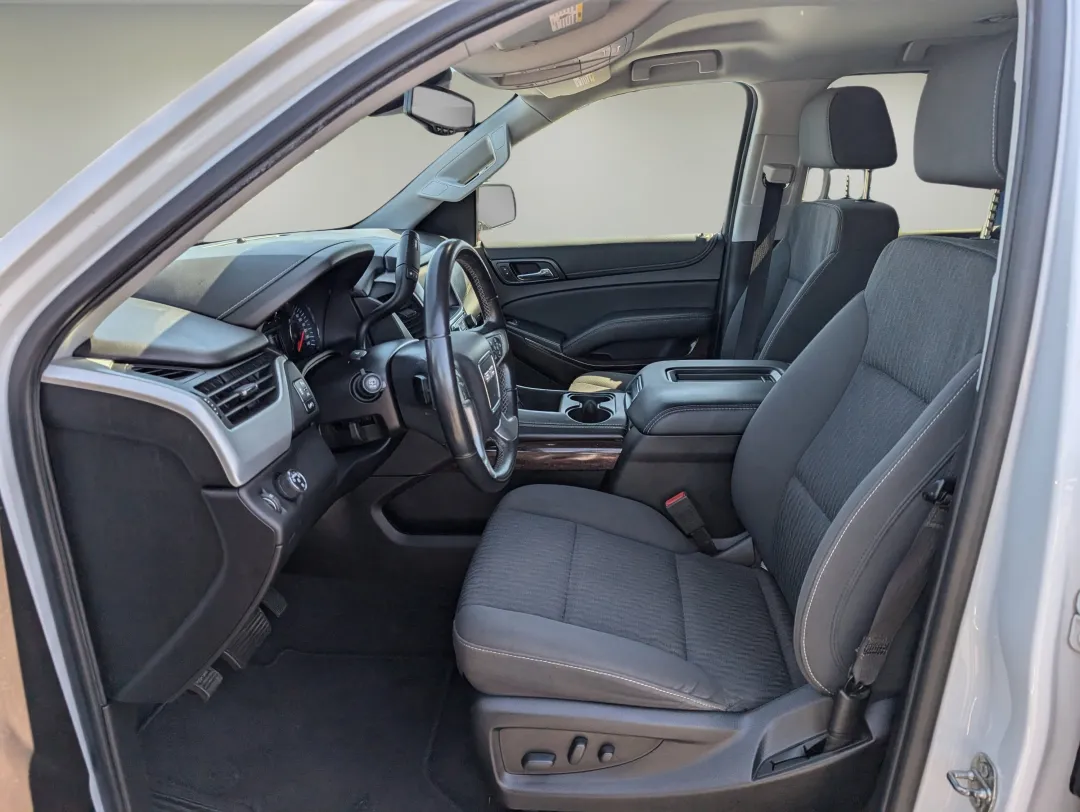 2020 GMC Yukon - 1GKS1AKC4LR225383 - Image #10