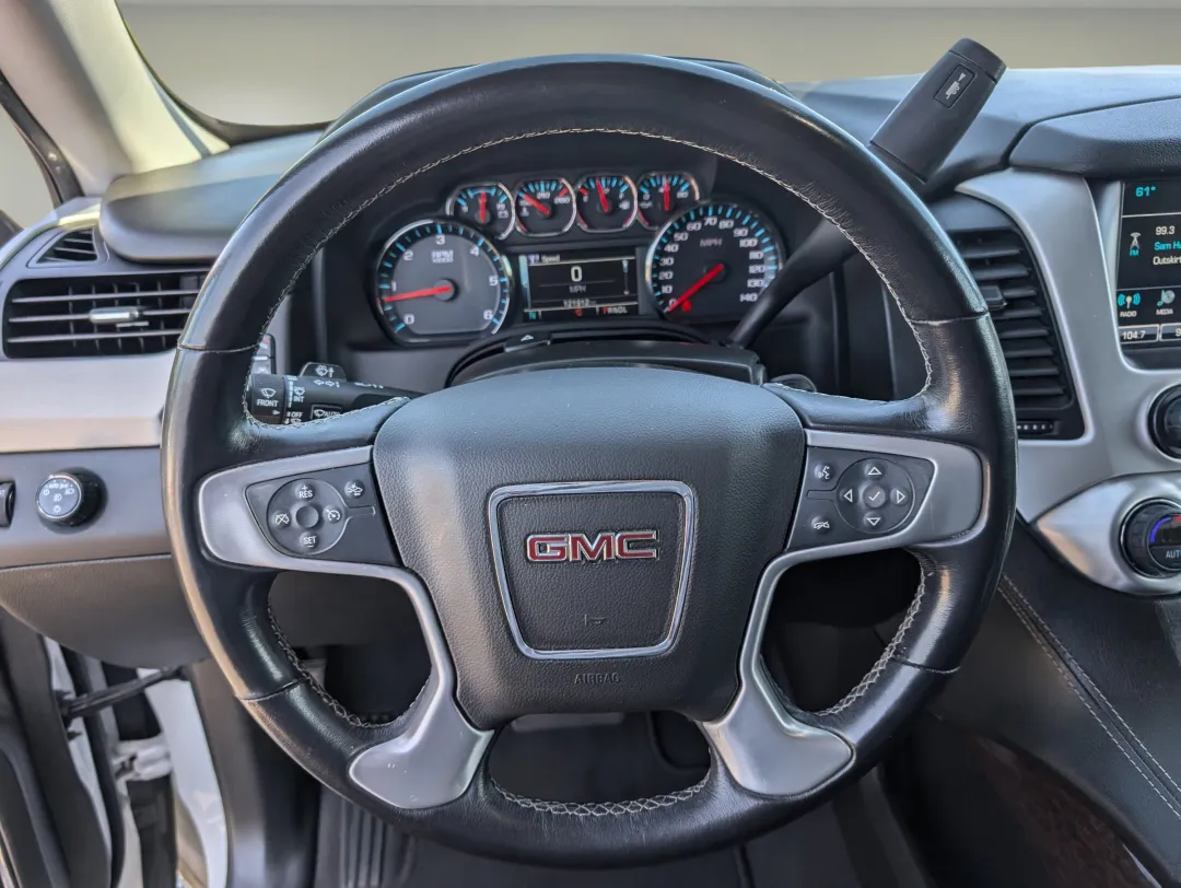 2020 GMC Yukon - 1GKS1AKC4LR225383 - Image #16