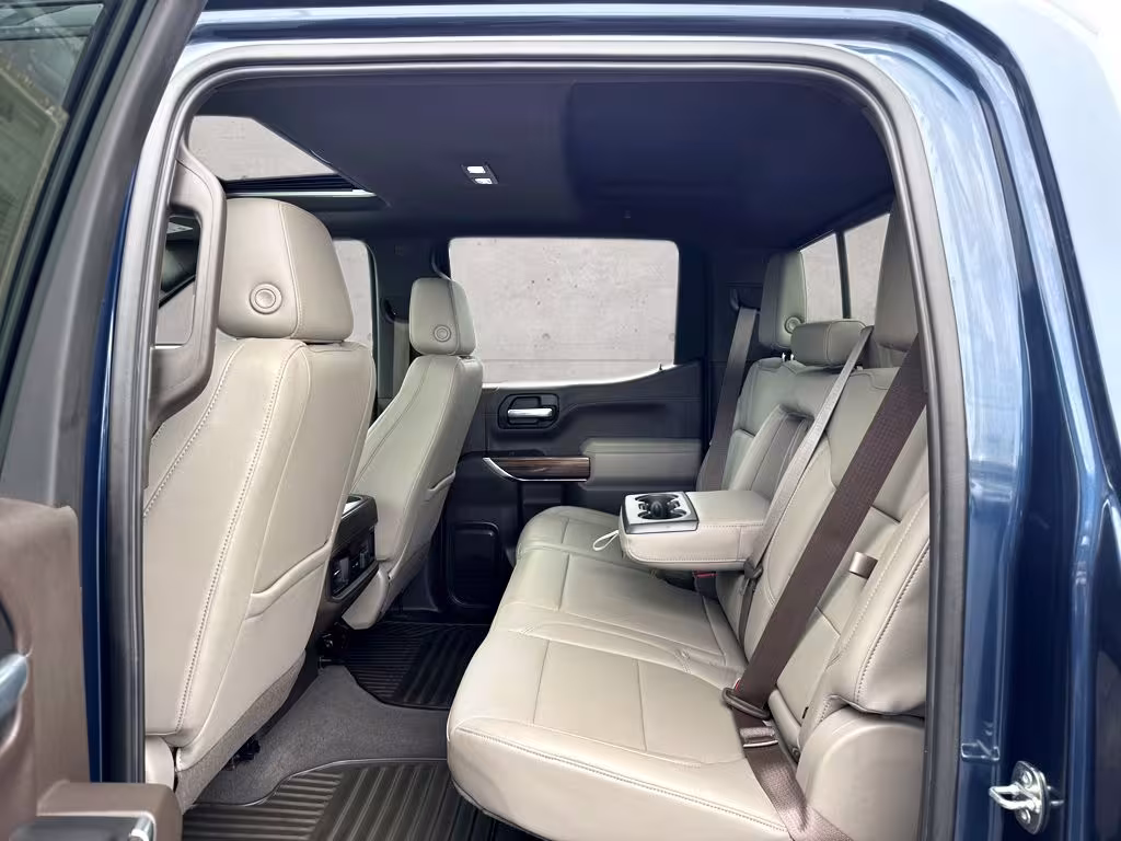 2021 Chevrolet Silverado - 1GCUYEED6MZ131177 - Image #19