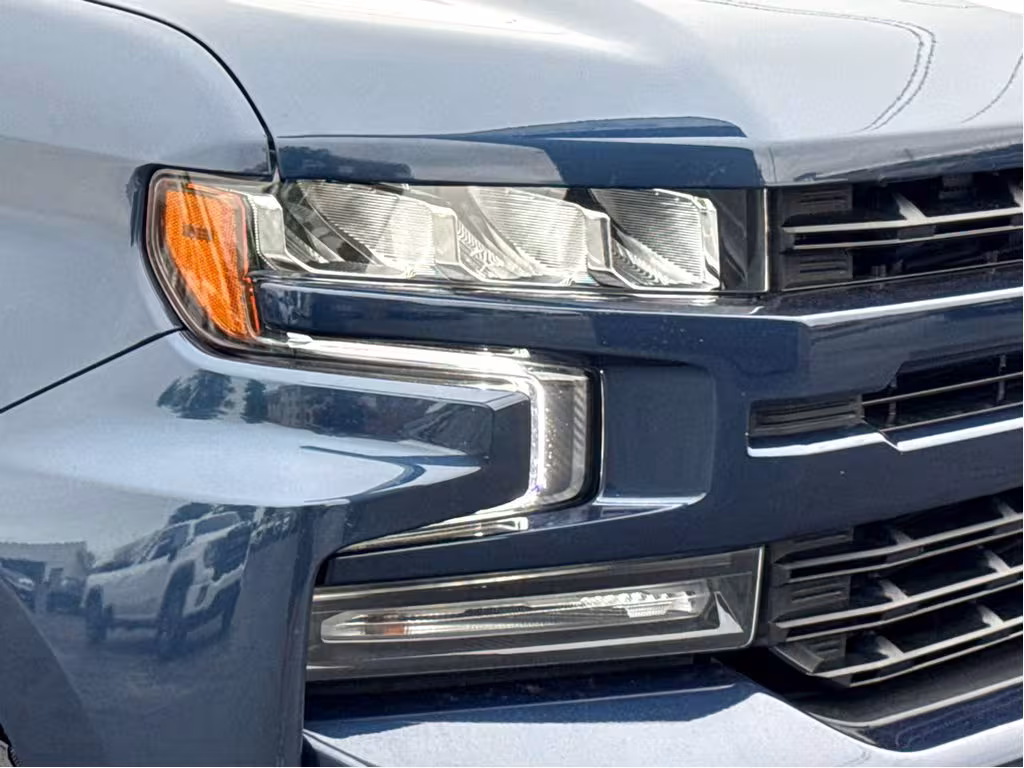 2021 Chevrolet Silverado - 1GCUYEED6MZ131177 - Image #23