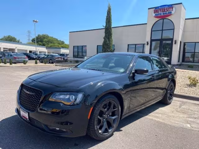 2021 Chrysler 300 - 2C3CCABG0MH601175 - Image #1