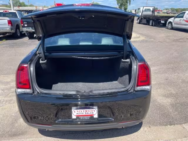 2021 Chrysler 300 - 2C3CCABG0MH601175 - Image #11