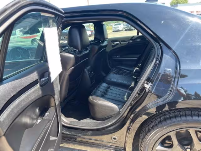 2021 Chrysler 300 - 2C3CCABG0MH601175 - Image #16