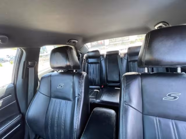 2021 Chrysler 300 - 2C3CCABG0MH601175 - Image #17