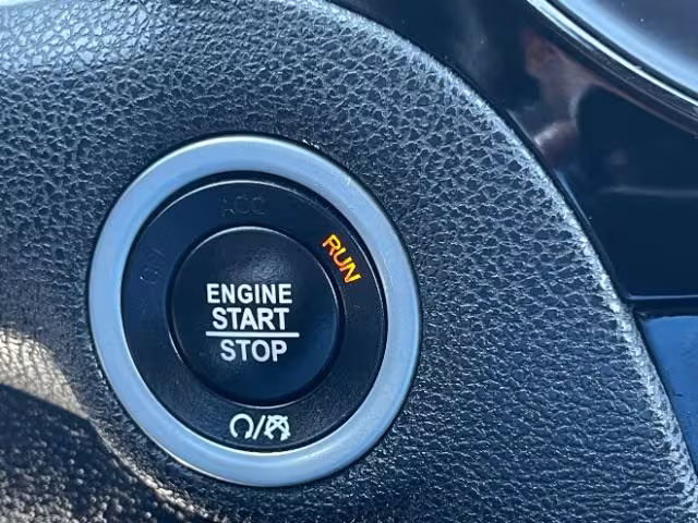 2021 Chrysler 300 - 2C3CCABG0MH601175 - Image #23