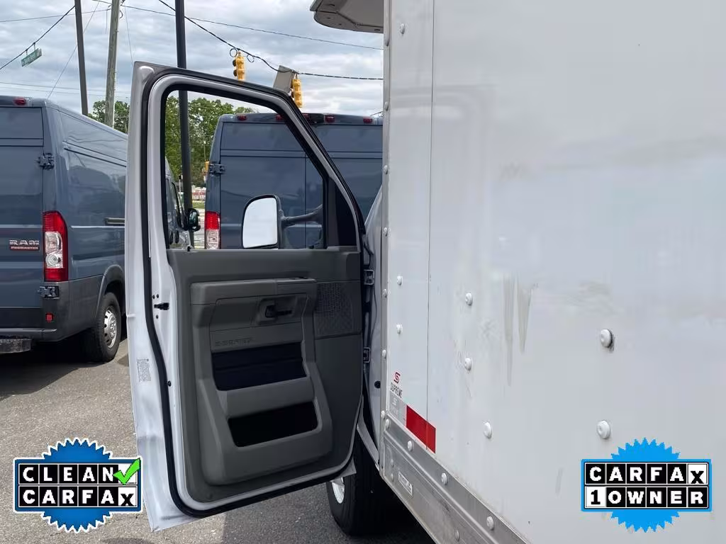 2021 Ford Econoline - 1FDXE4FN6MDC04094 - Image #19