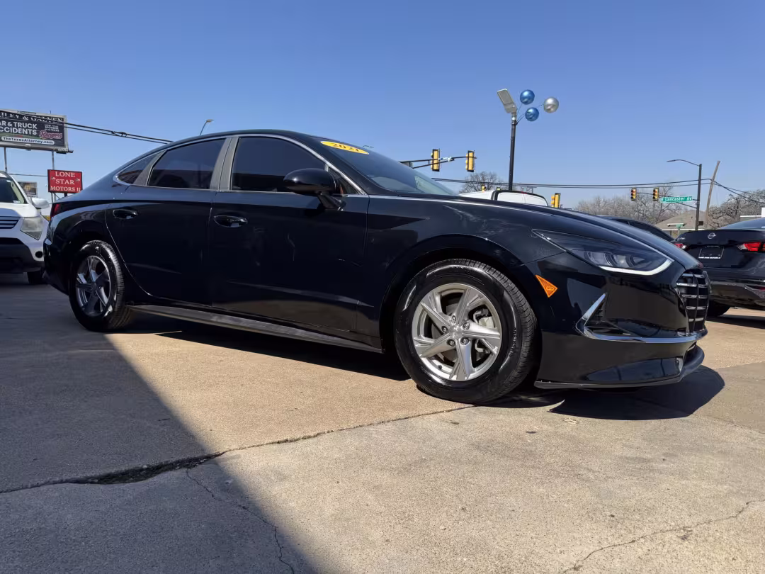 2021 Hyundai Sonata - 5NPEG4JA1MH125095 - Image #2