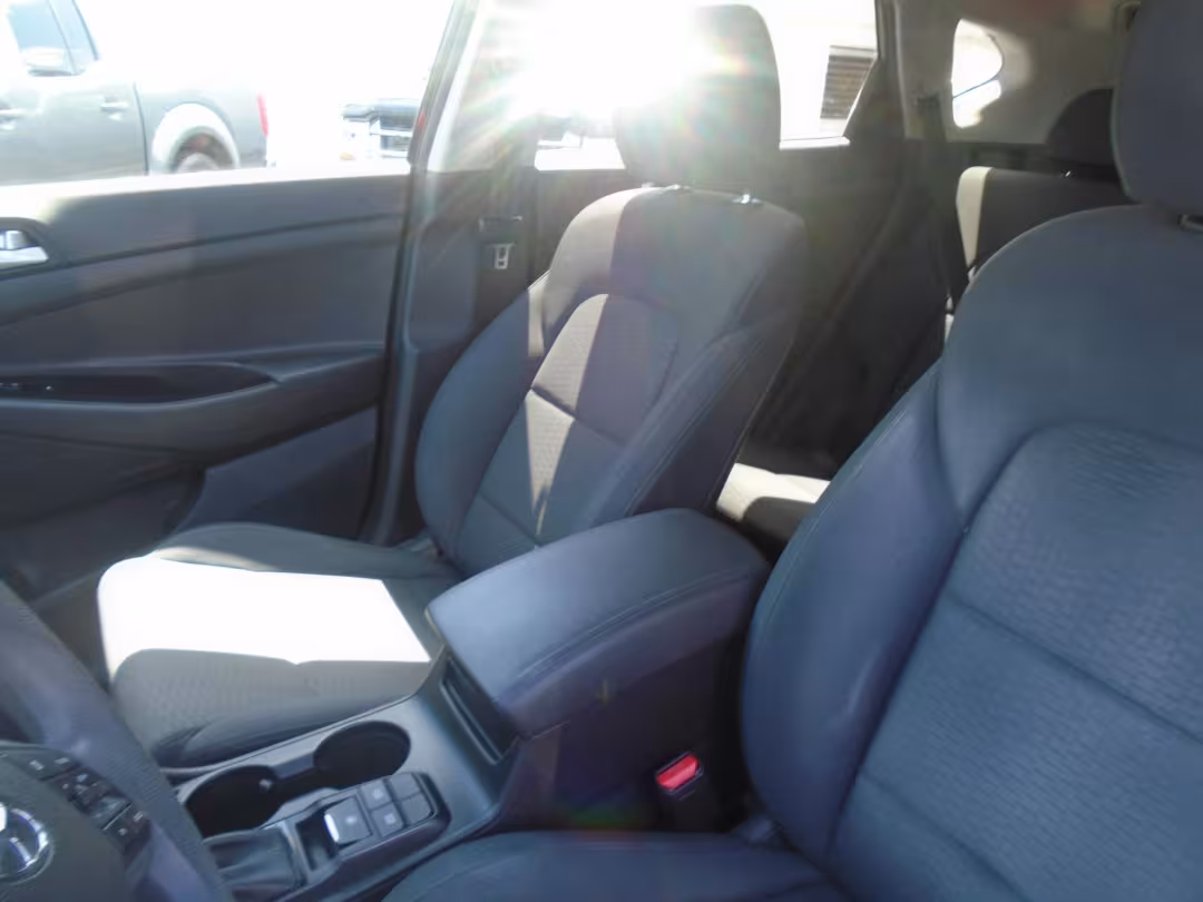 2021 Hyundai Tucson - KM8J23A47MU302350 - Image #9