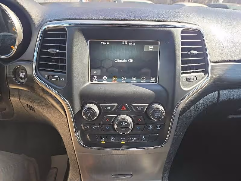 2021 Jeep Grand Cherokee - 1C4RJEAG1MC551197 - Image #19