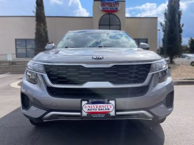 2021 Kia Seltos - KNDEPCAA3M7133763 - Image #3