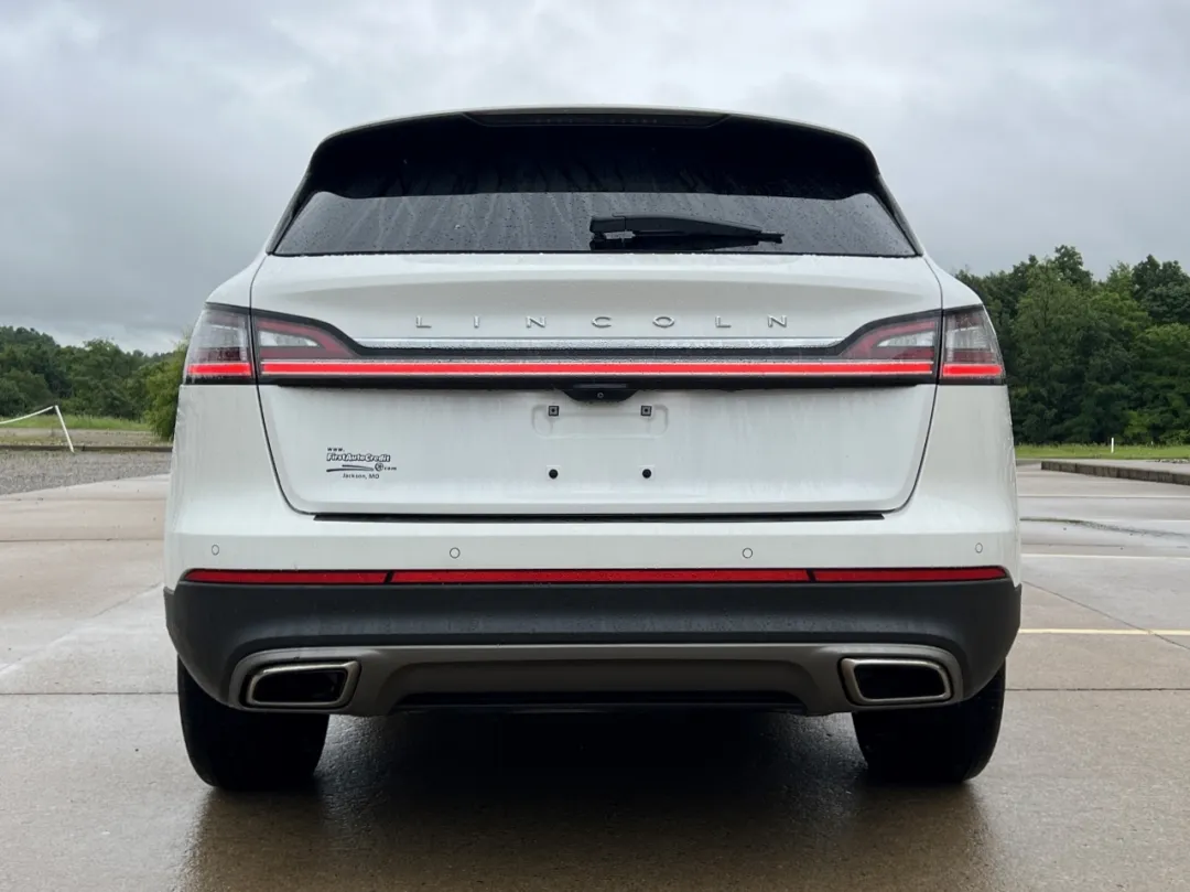 2021 Lincoln Nautilus - 2LMPJ8K97MBL11211 - Image #15