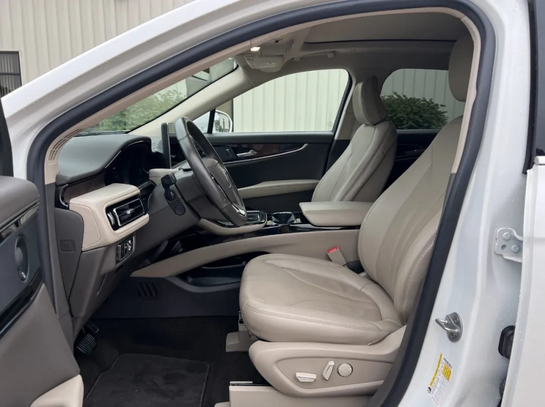 2021 Lincoln Nautilus - 2LMPJ8K97MBL11211 - Image #18