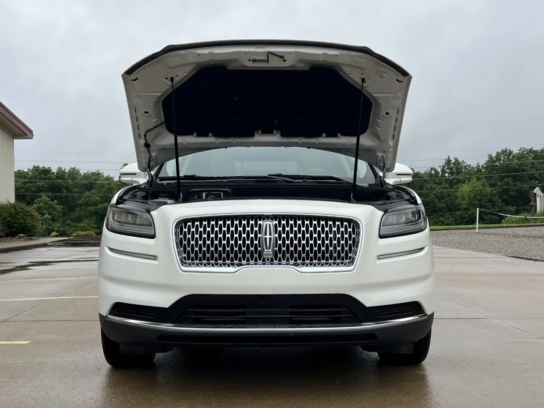 2021 Lincoln Nautilus - 2LMPJ8K97MBL11211 - Image #38