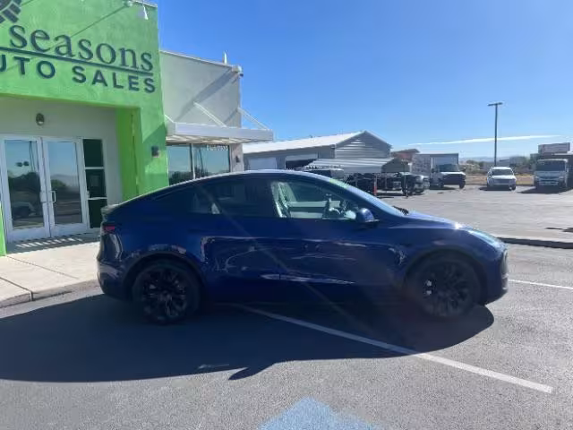 2021 Tesla Model Y - 5YJYGDEE2MF175822 - Image #10