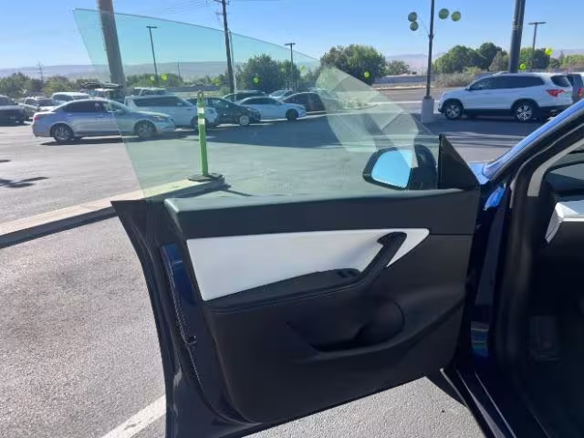 2021 Tesla Model Y - 5YJYGDEE2MF175822 - Image #15