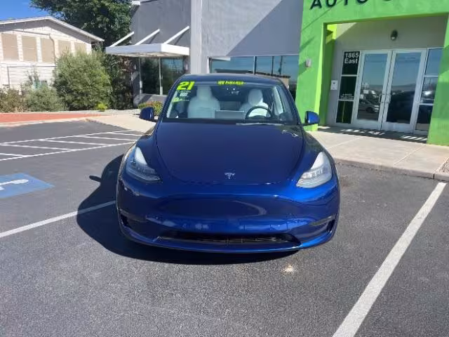 2021 Tesla Model Y - 5YJYGDEE2MF175822 - Image #4