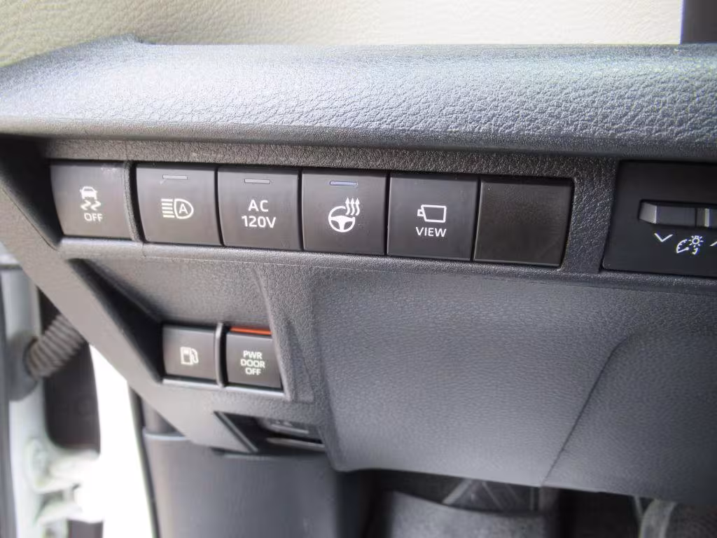 2021 Toyota Sienna - 5TDERKEC7MS043912 - Image #23