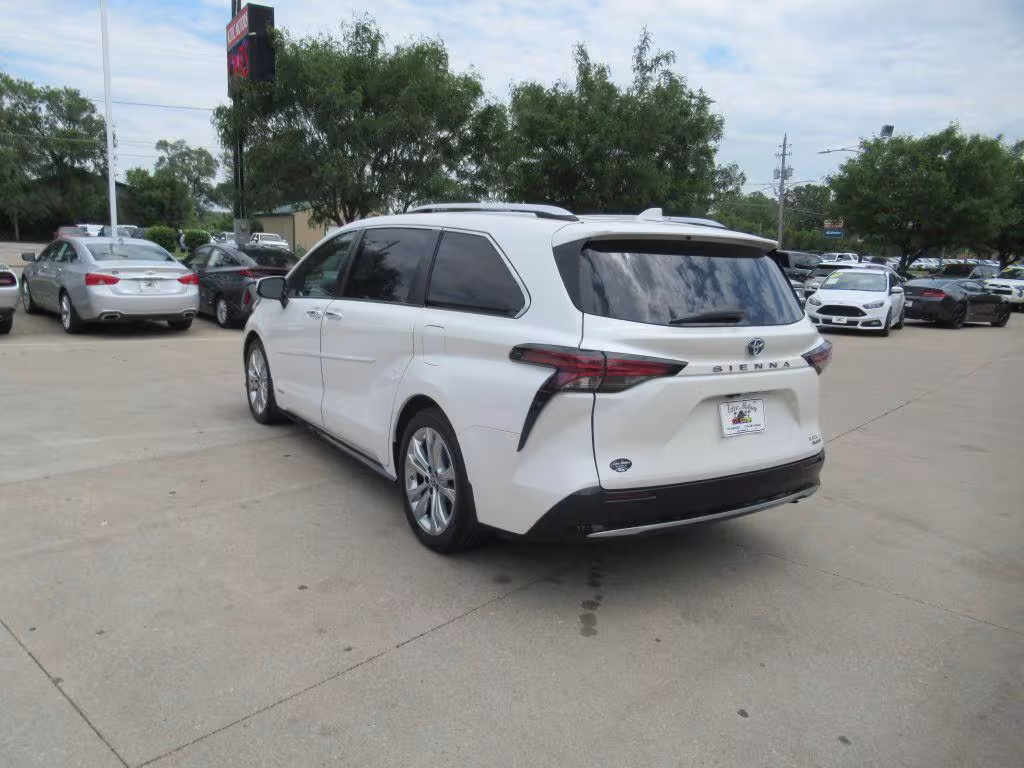 2021 Toyota Sienna - 5TDERKEC7MS043912 - Image #7