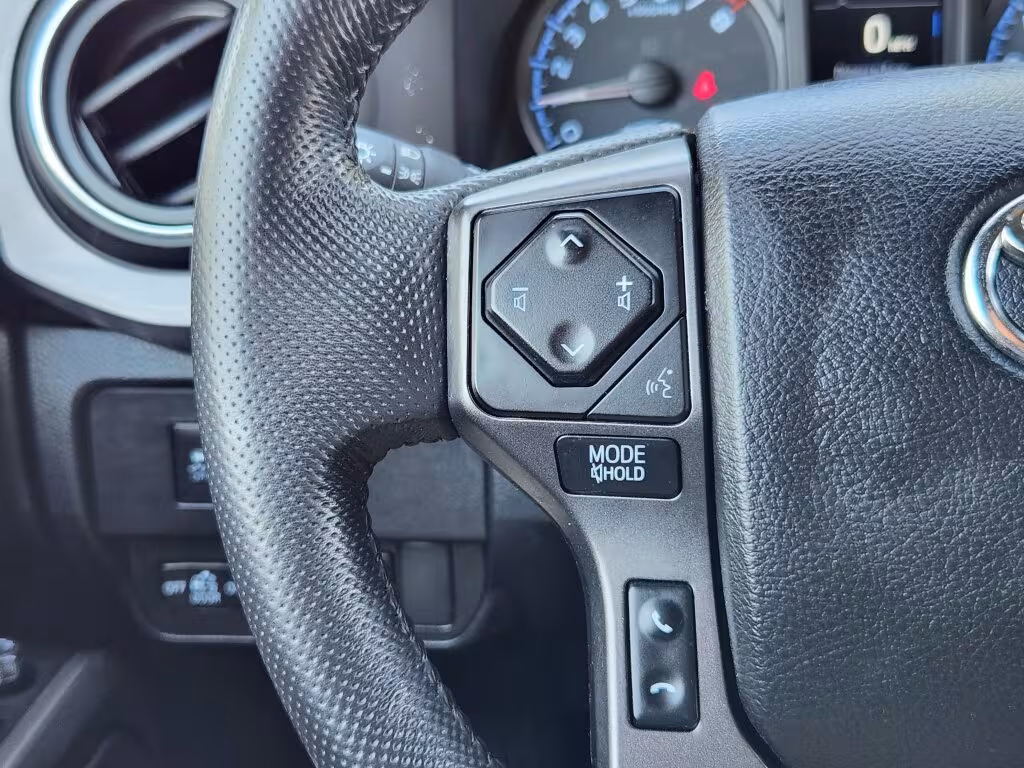 2021 Toyota Tacoma - 5TFCZ5ANXMX267363 - Image #18