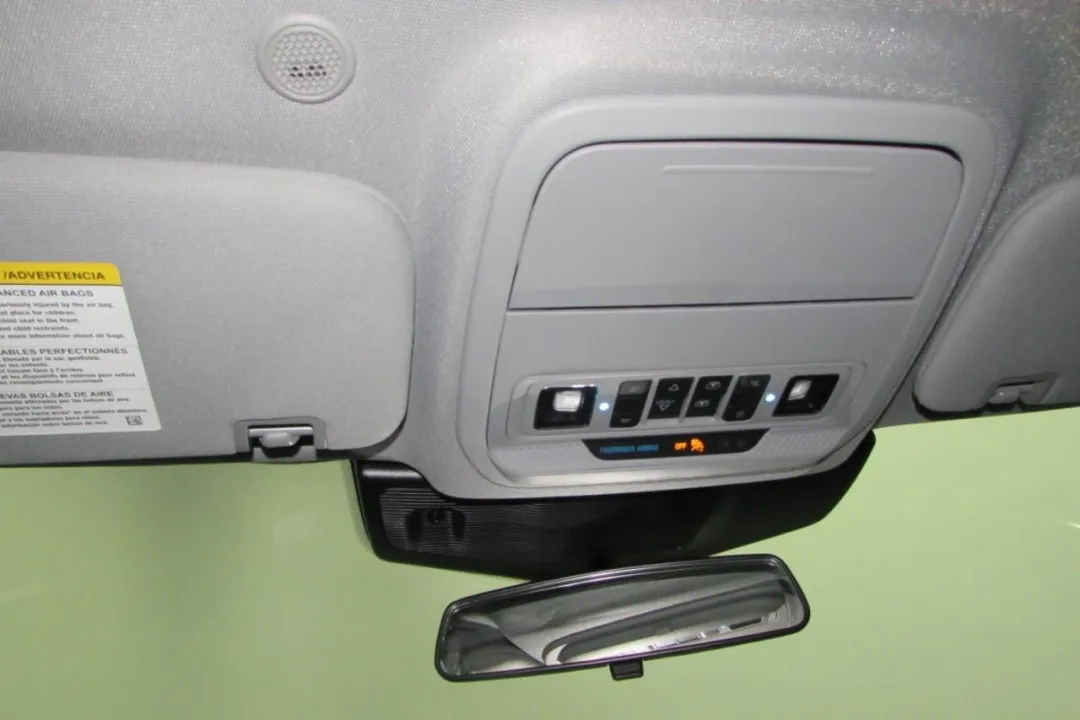 2022 Ford Explorer - 1FMSK8DHXNGB52279 - Image #19