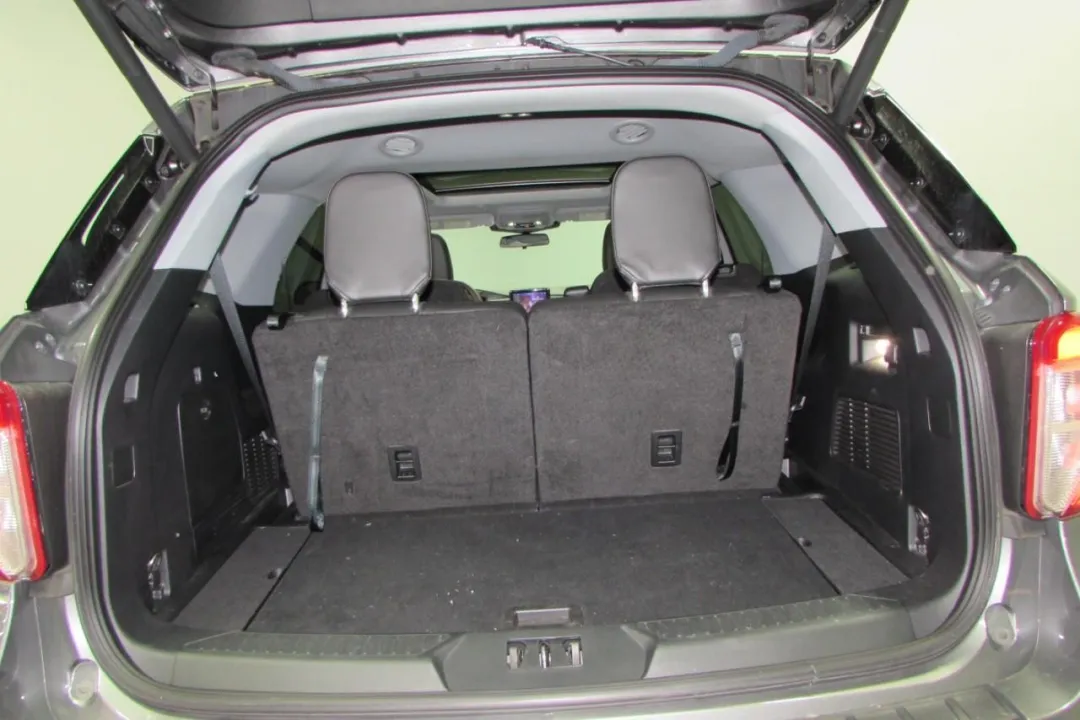 2022 Ford Explorer - 1FMSK8DHXNGB52279 - Image #28
