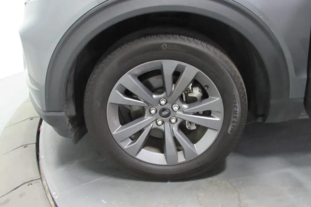 2022 Ford Explorer - 1FMSK8DHXNGB52279 - Image #9