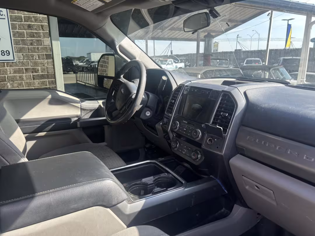 2022 Ford F-250 SD - 1FT8W2BTXNEF05638 - Image #5
