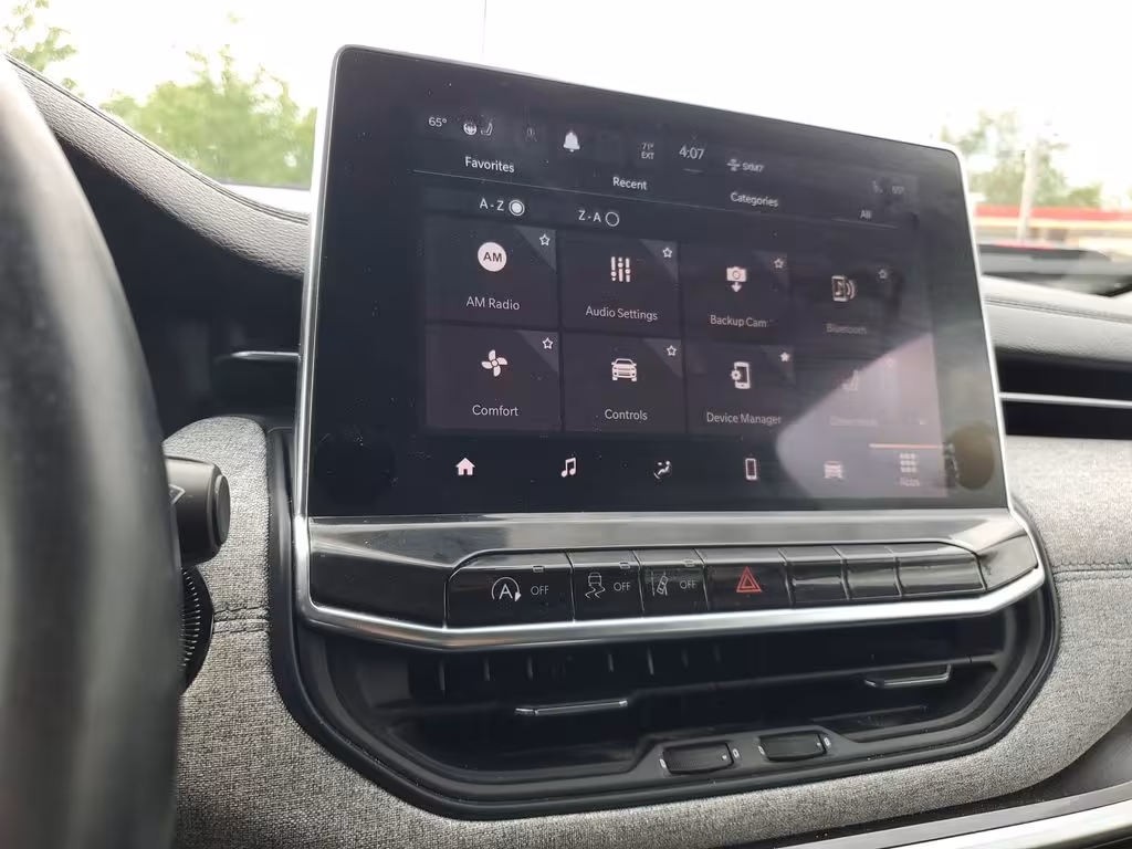 2022 Jeep Compass - 3C4NJDBB5NT233570 - Image #19