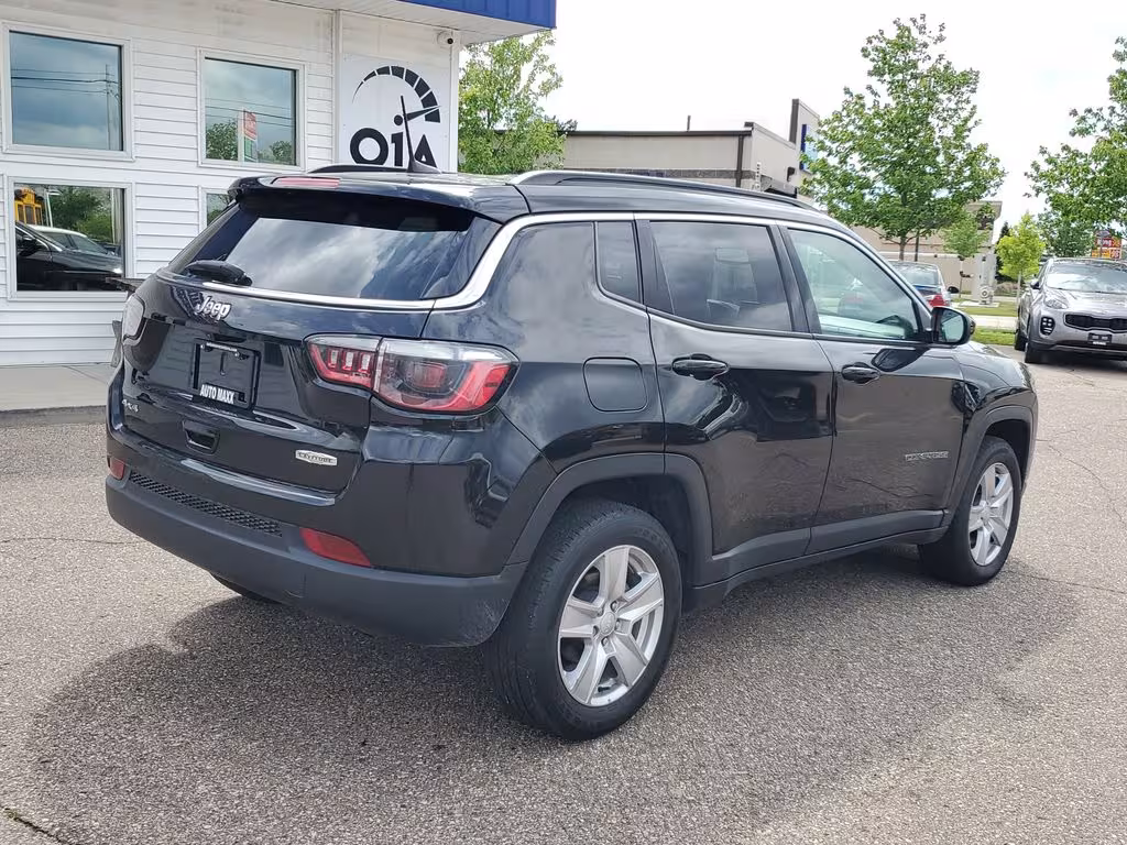2022 Jeep Compass - 3C4NJDBB5NT233570 - Image #2
