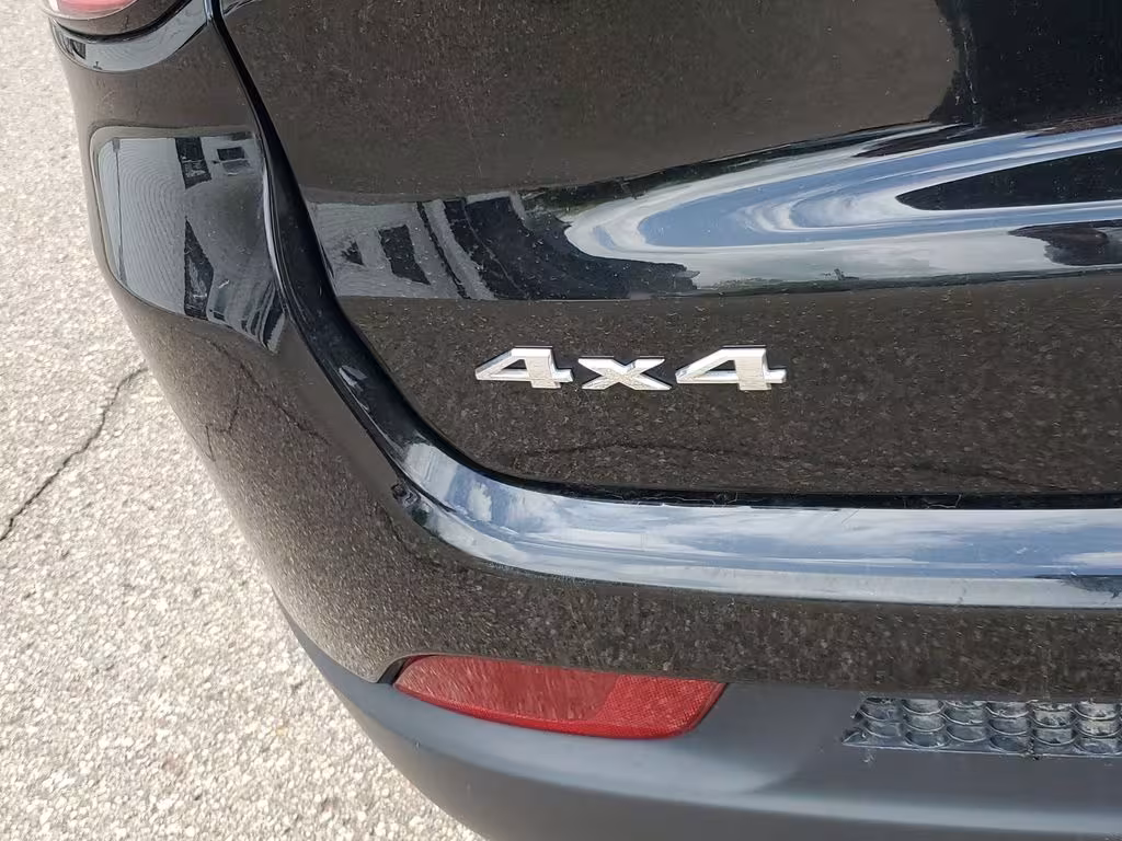 2022 Jeep Compass - 3C4NJDBB5NT233570 - Image #28
