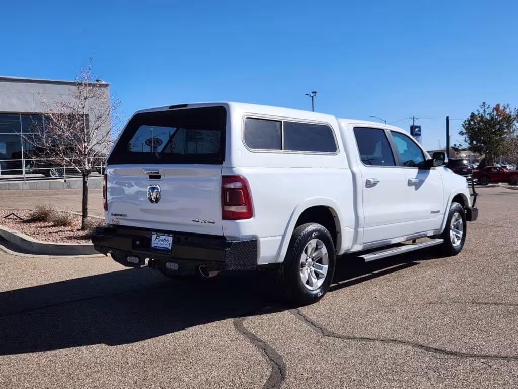 2022 Ram 1500 - 1C6SRFJT9NN204646 - Image #2