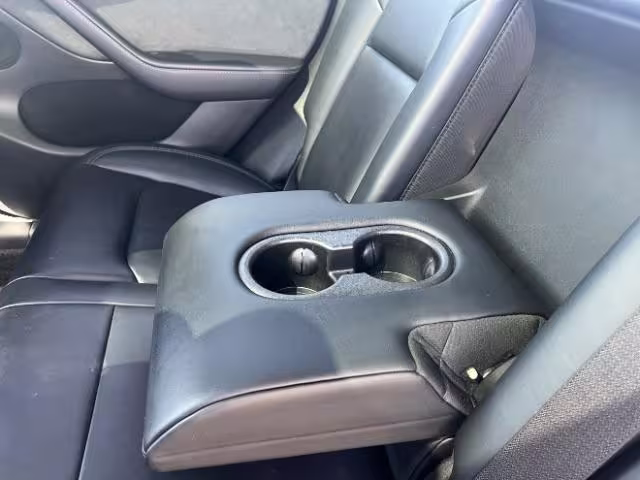 2022 Tesla Model Y - 7SAYGDEF8NF409569 - Image #21