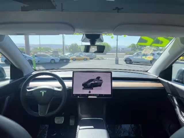 2022 Tesla Model Y - 7SAYGDEF8NF409569 - Image #22
