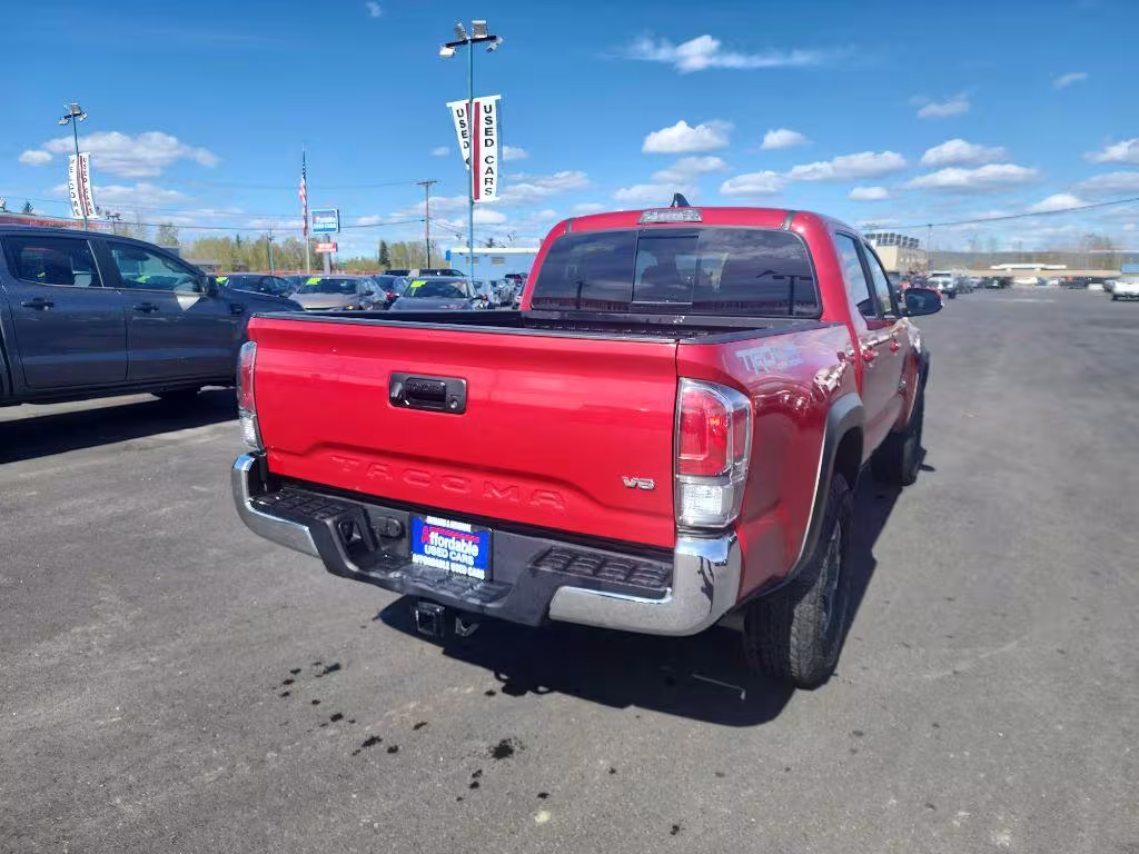 2022 Toyota Tacoma - 3TMCZ5AN5NM464528 - Image #2