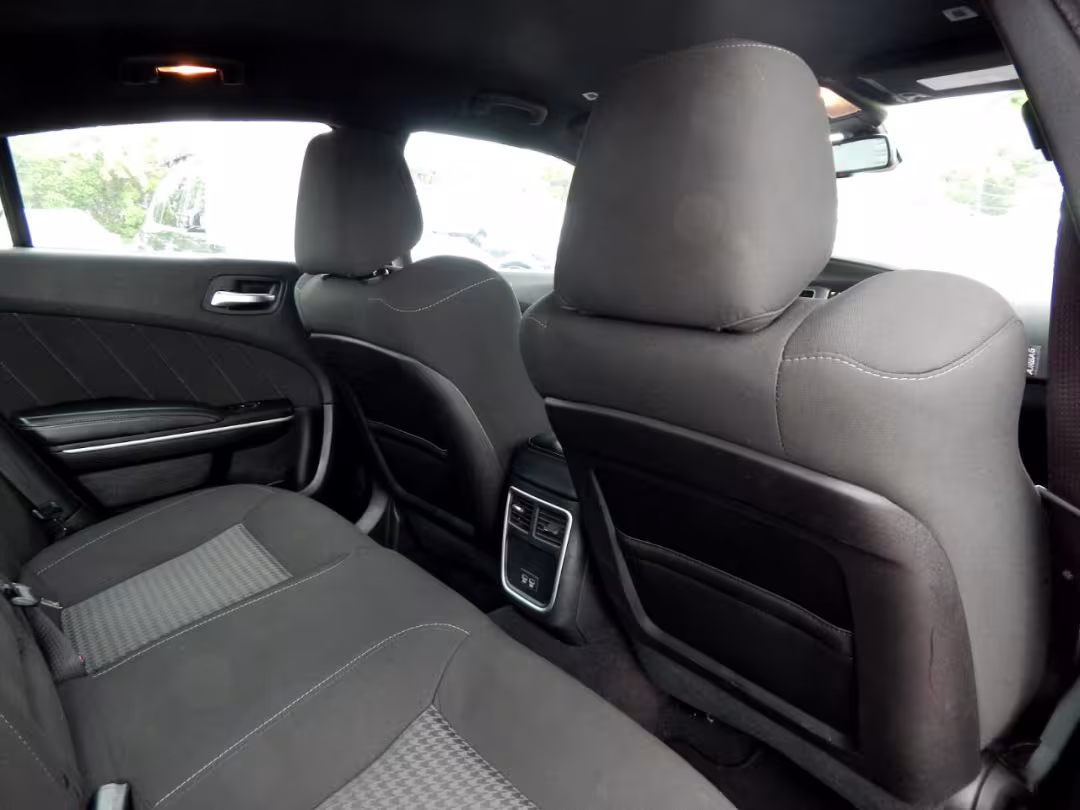 2023 Dodge Charger - 2C3CDXHG2PH546949 - Image #31